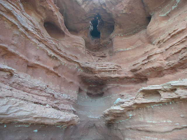 Mumen Cave (girl's Gorge)-The Grand Canyon of Olenburg